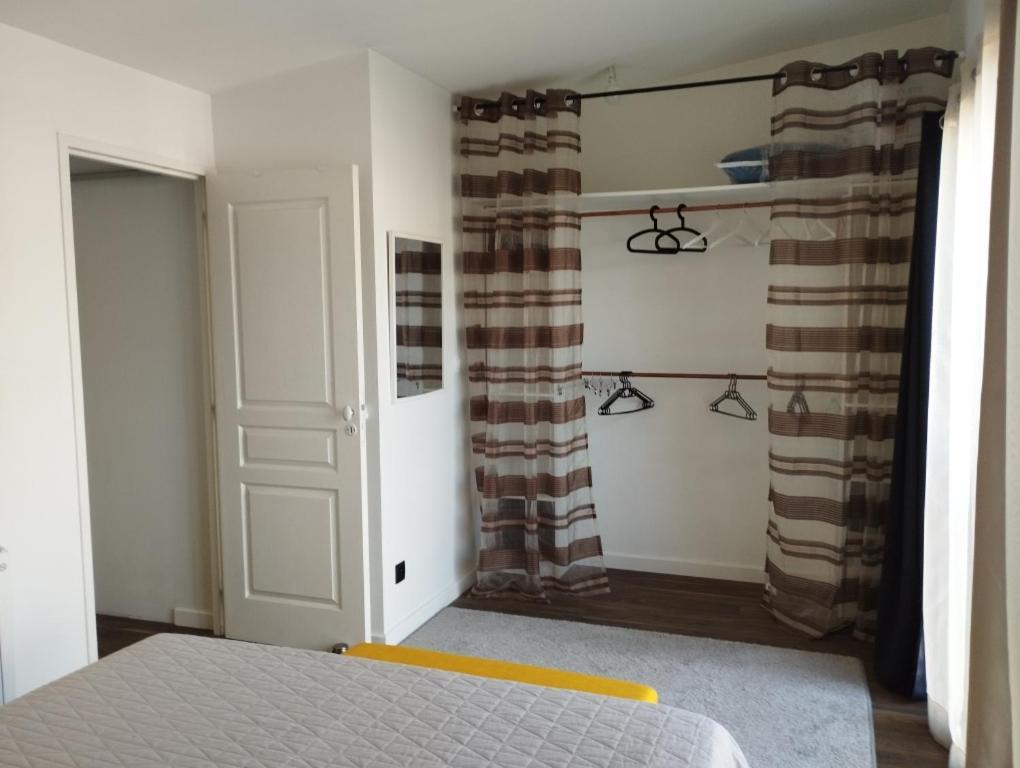 Maison Individuelle A Кан Экстерьер фото